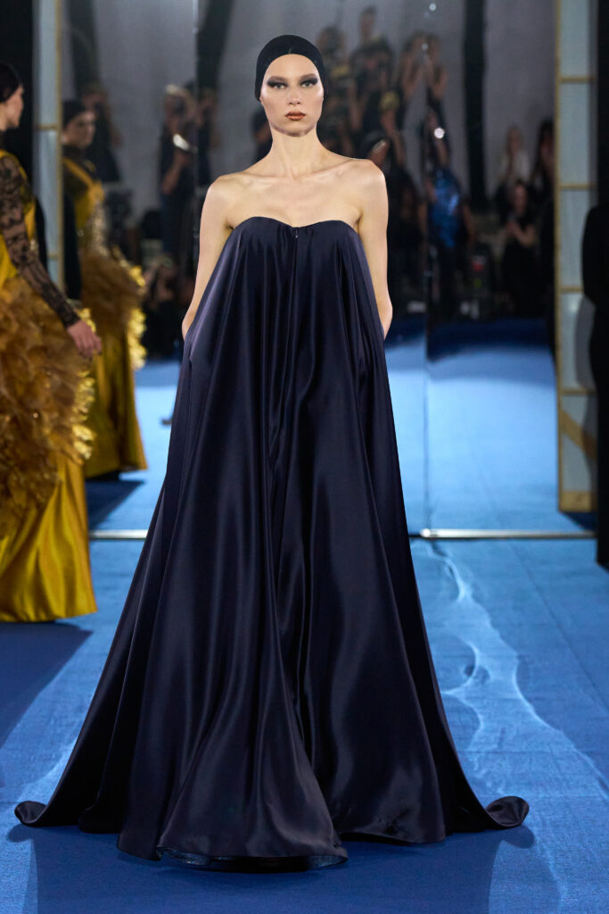 Alexis Mabille : l'art de ne jamais trancher 45 Alexis Mabille HC F26 019