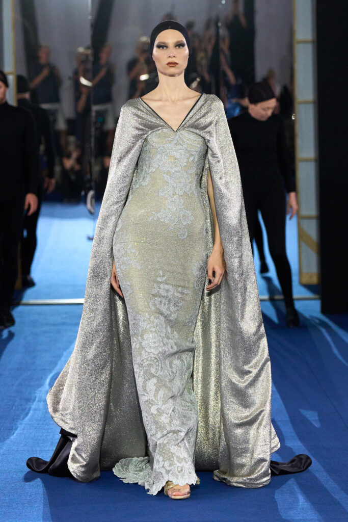 Alexis Mabille : l'art de ne jamais trancher 46 Alexis Mabille HC F26 020