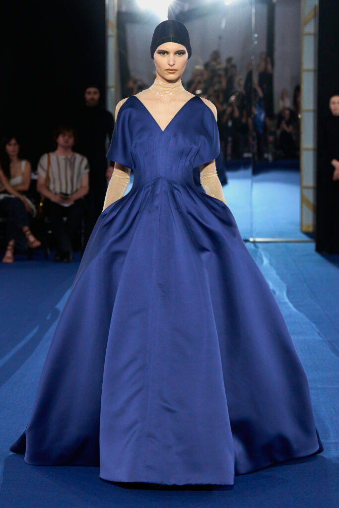 Alexis Mabille : l'art de ne jamais trancher 51 Alexis Mabille HC F26 025