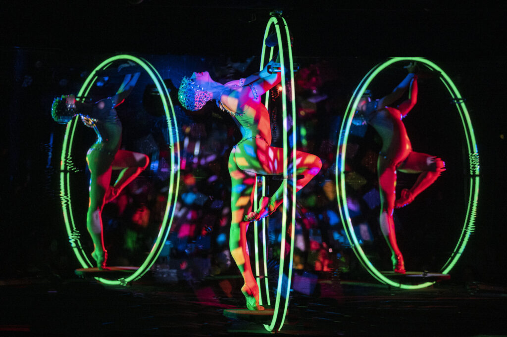 Dubaï, laboratoire permanent du Crazy Horse 26 AntoinePoupel@CrazyHorseParis2024 HD 36