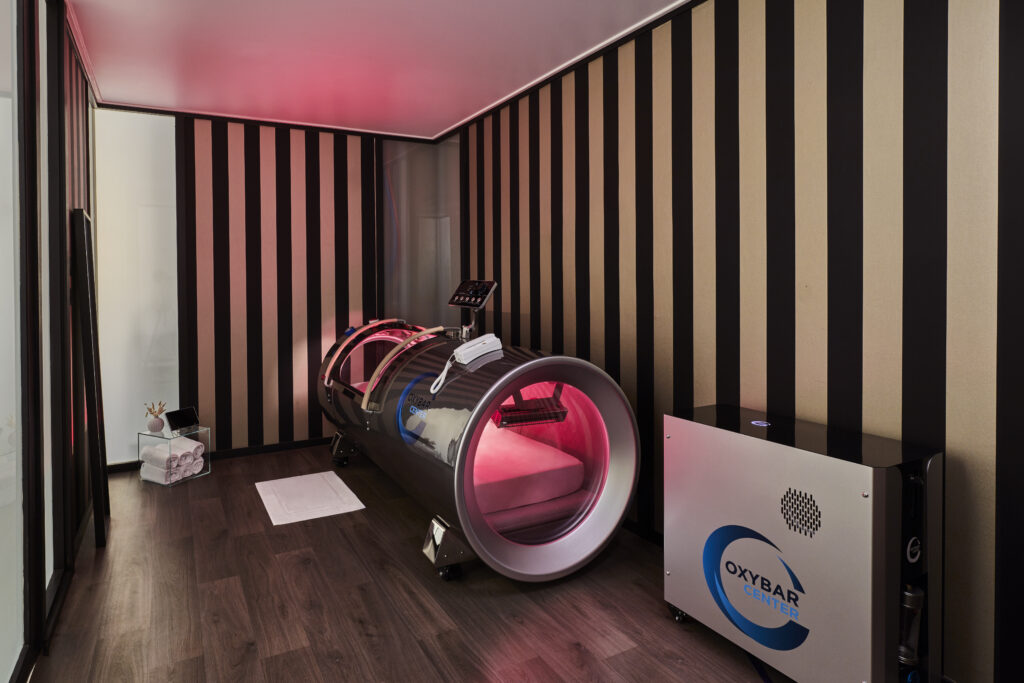 À La Baule, l'Hermitage fête un siècle en misant sur la longévité plutôt que la nostalgie 256 Barriere La Baule ORA The Longevity Bay SPA LE ROYAL LA BAULE 31340 R