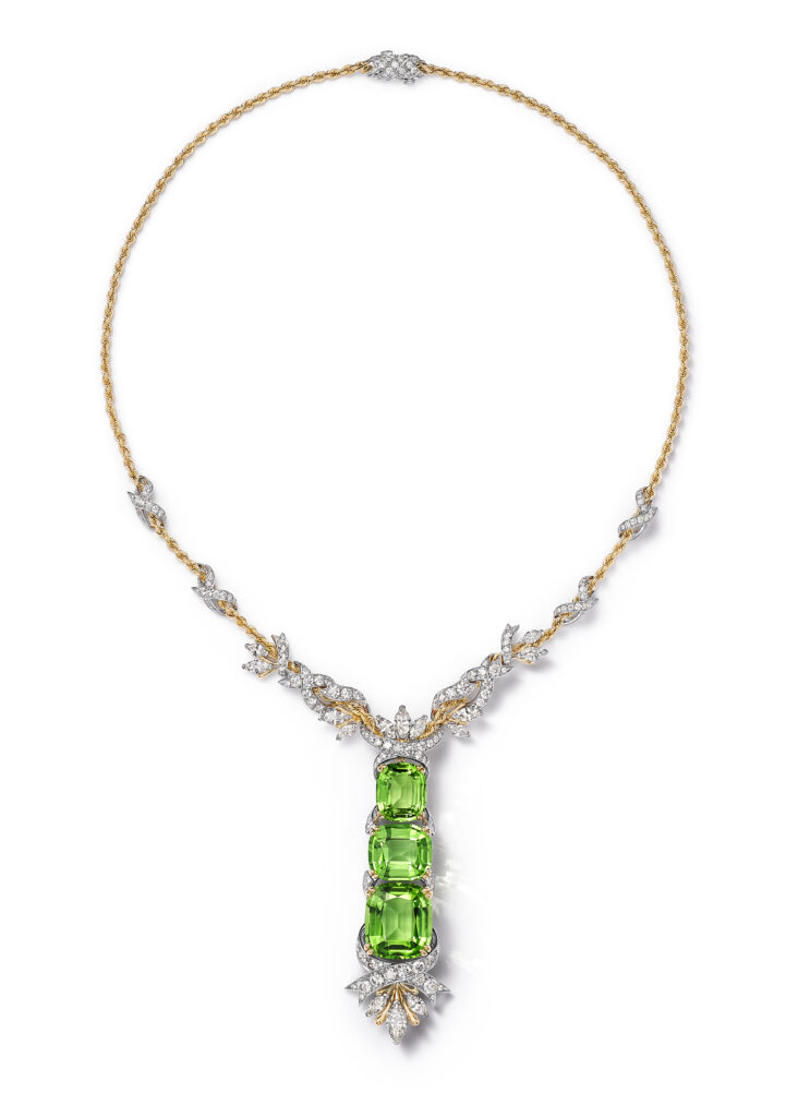 Tiffany & Co. : l'oiseau de Schlumberger reprend son vol 83 BlueBook 2026 OnWhite 76141606 PDT v1 ml