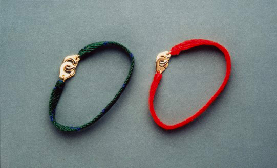Dinh Van: Fifty Years Without Changing the Subject 28 DINH VAN bracelet Menottes Tisses visuel 1