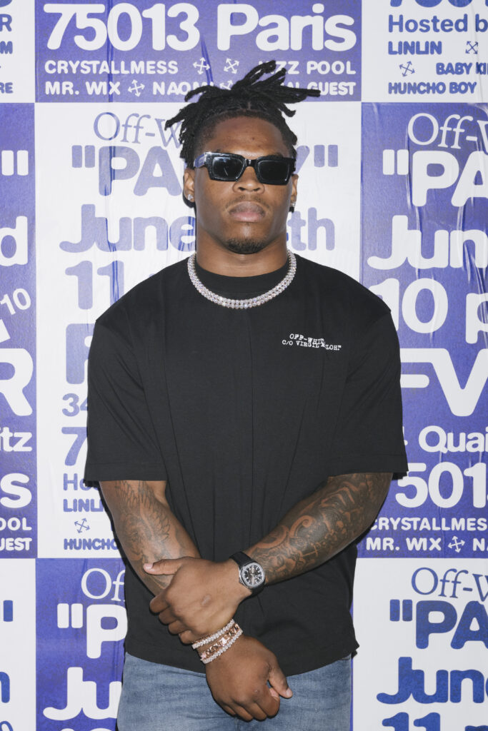 Off-White réunit dix créatifs à Paris pour prolonger l'héritage de Virgil Abloh 99 DSC 0496