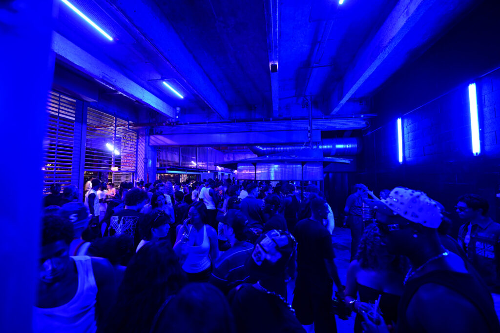 Off-White réunit dix créatifs à Paris pour prolonger l'héritage de Virgil Abloh 166 DSC 2092