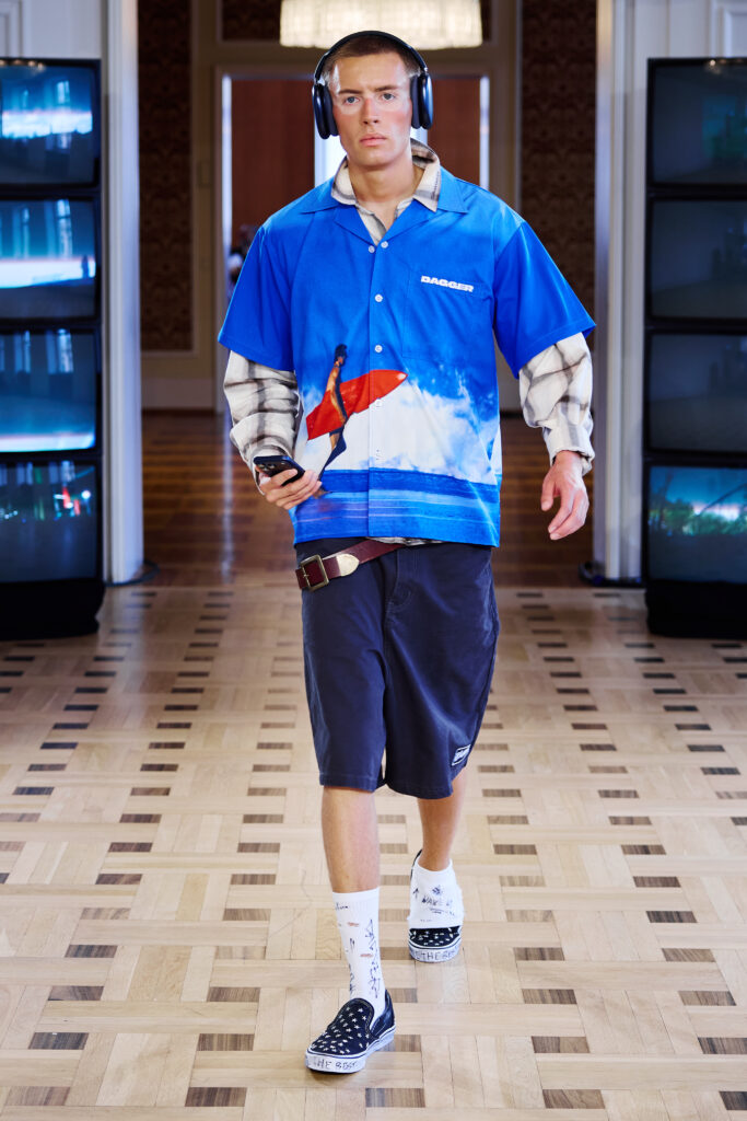 DAGGER filme sa propre adolescence, un iPhone à la main 29 Dagger SS27 Runway14 by Finnegan Koichi Godenschweger for BFW 2x3