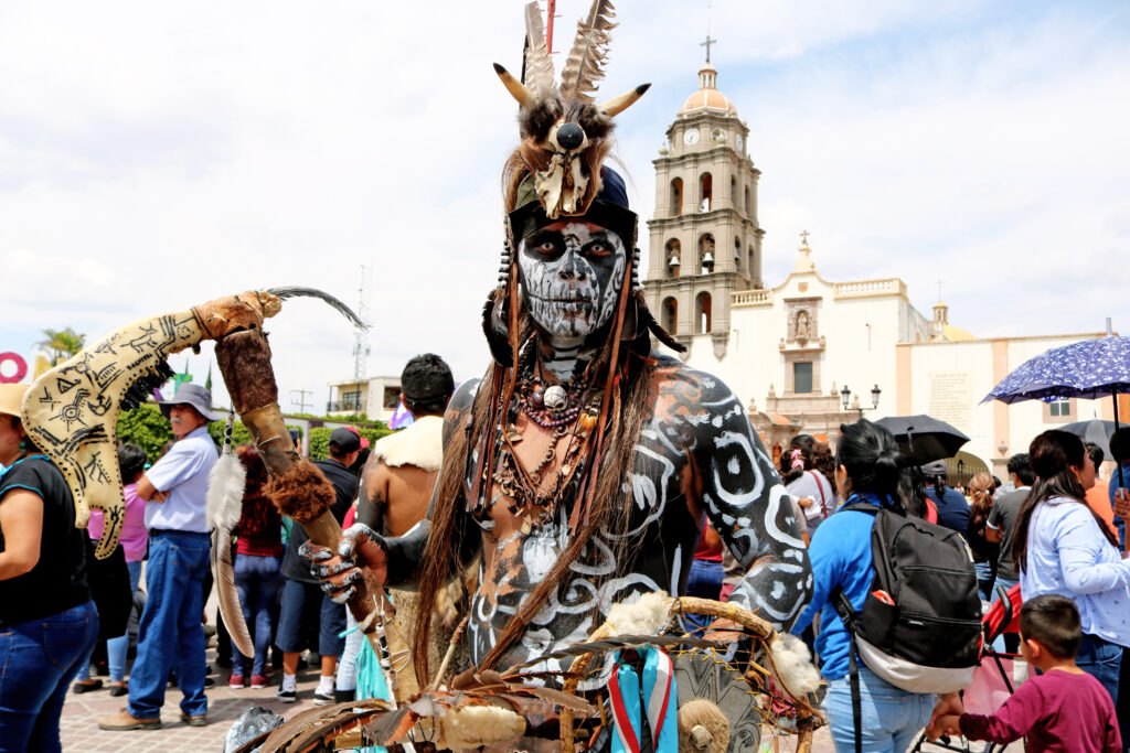 Guanajuato, où le mariage se célèbre entre baroque colonial et anciennes mines d'argent 58 Danzantes Chichimecas2