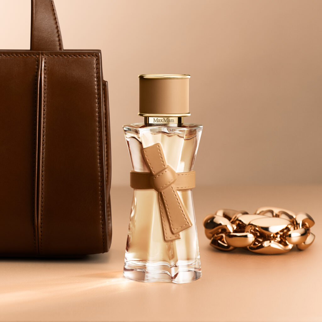 Max Mara habille la peau : la maison signe son premier parfum 110 EDP fashion Items sRGB 3000x3000 300DPI