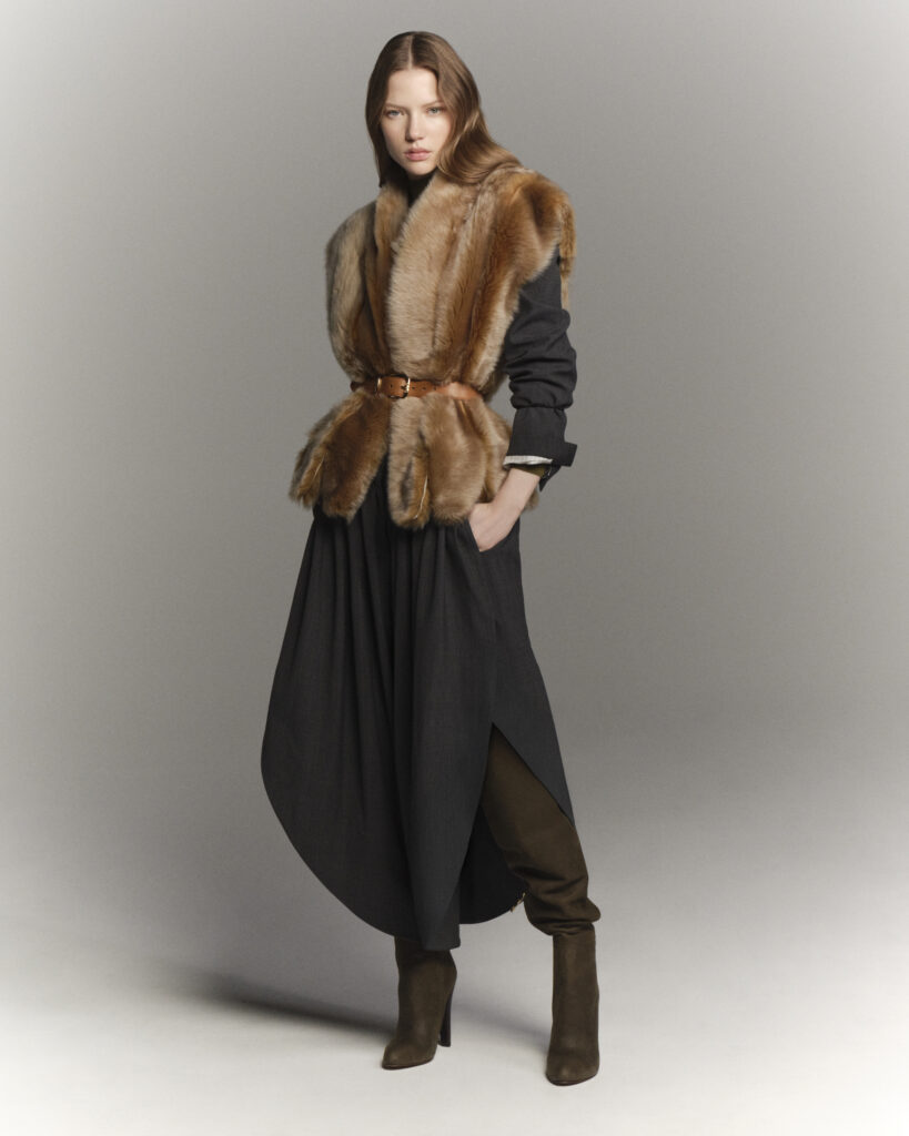 Chez Elie Saab, Beyrouth reste la grammaire secrète du prêt-à-porter 44 ELIE SAAB PRE FALL26 LOOK 33