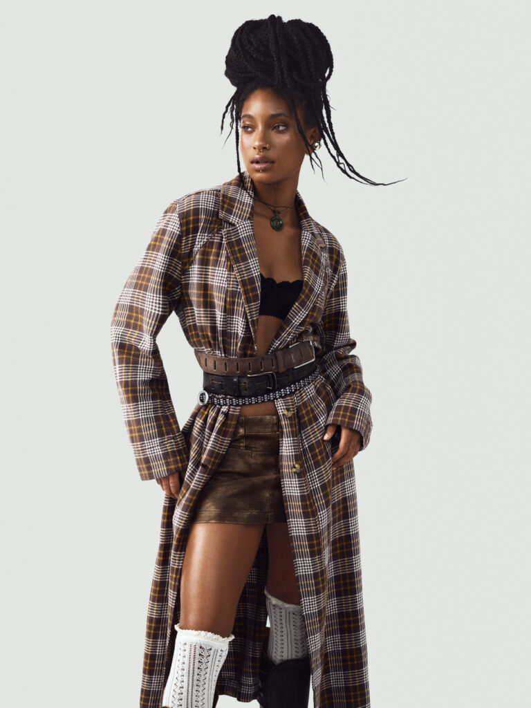 Free People et WILLOW : quand la muse devient co-autrice de la campagne 31 FREE PEOPLE LOOK 03 00414 R4