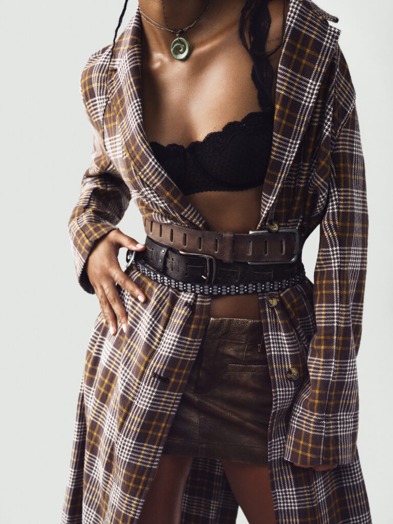 Free People et WILLOW : quand la muse devient co-autrice de la campagne 32 FREE PEOPLE LOOK 03 00454 R2