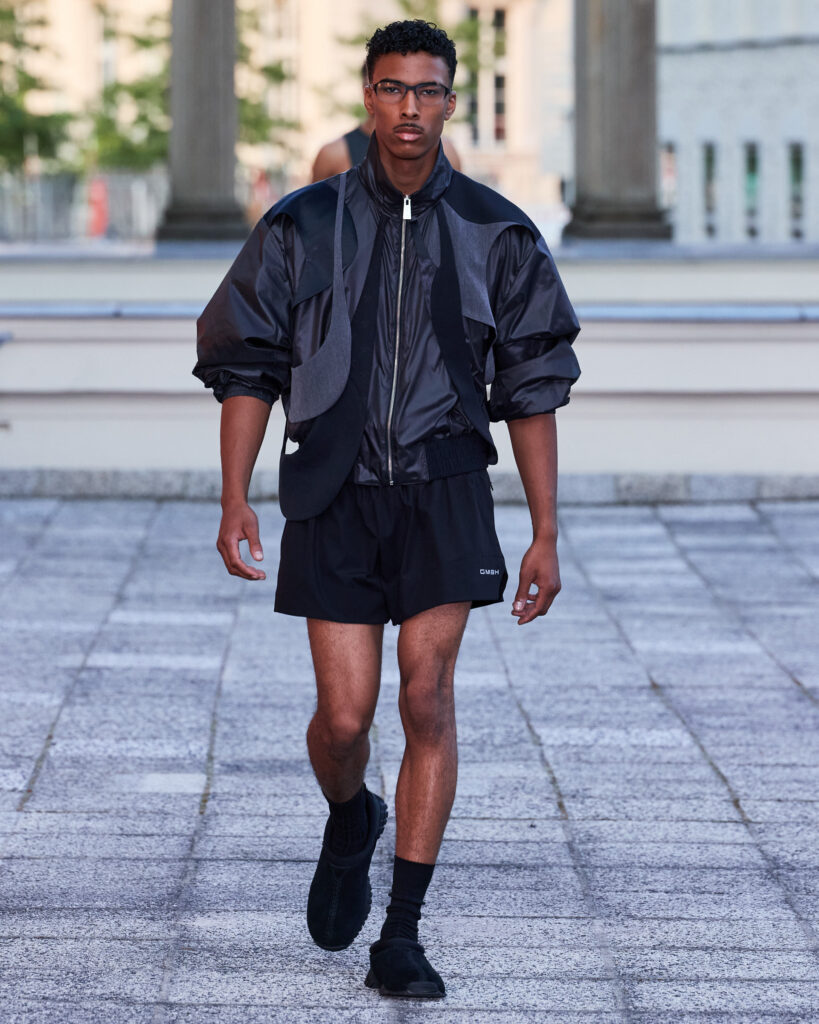 GmbH ressuscite l'histoire effacée de la mode berlinoise 51 GmbH SS27 Runway102 by FinneganKoichiGodenschweger for BFW 4x5