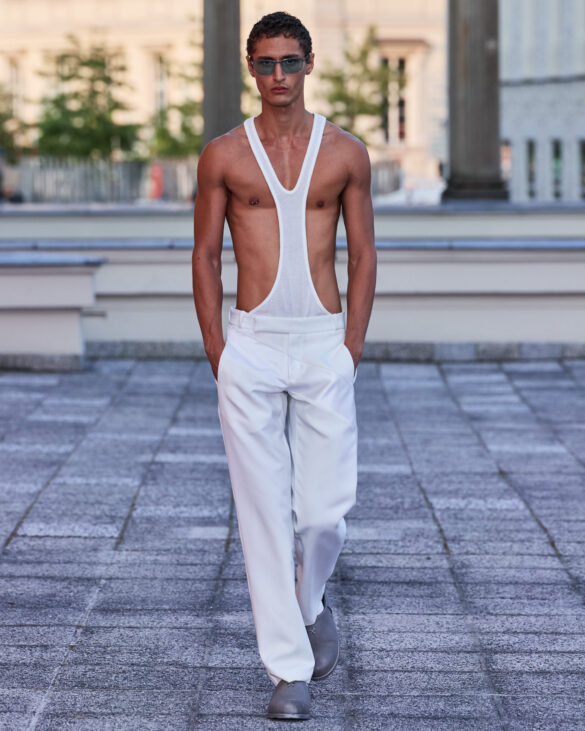 GmbH SS27 Runway21 by FinneganKoichiGodenschweger for BFW 4x5 1