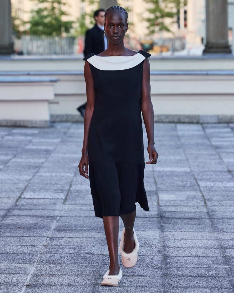 GmbH ressuscite l'histoire effacée de la mode berlinoise 32 GmbH SS27 Runway32 by FinneganKoichiGodenschweger for BFW 4x5 1