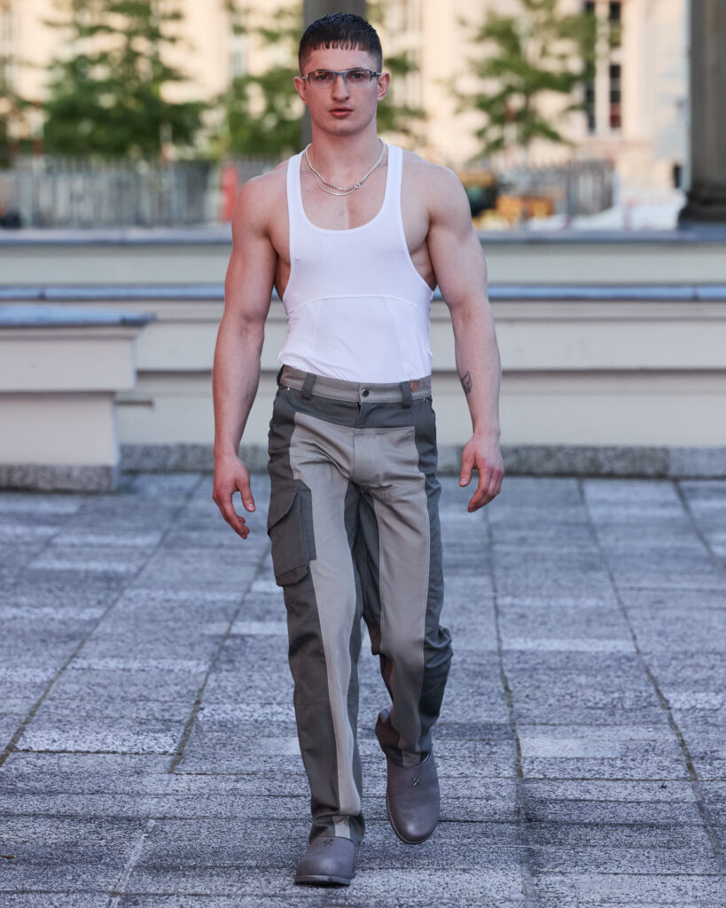 GmbH ressuscite l'histoire effacée de la mode berlinoise 40 GmbH SS27 Runway60 by FinneganKoichiGodenschweger for BFW 4x5 1