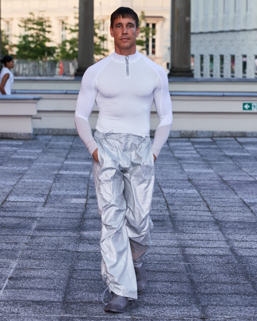 GmbH ressuscite l'histoire effacée de la mode berlinoise 42 GmbH SS27 Runway68 by FinneganKoichiGodenschweger for BFW 4x5