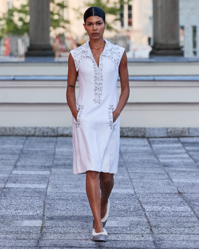 GmbH ressuscite l'histoire effacée de la mode berlinoise 43 GmbH SS27 Runway71 by FinneganKoichiGodenschweger for BFW 4x5