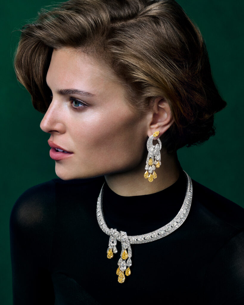 Le diamant jaune comme architecture 40 Graff High Jewellery Campaign Model Still GN14583 GE83202 4x5 1