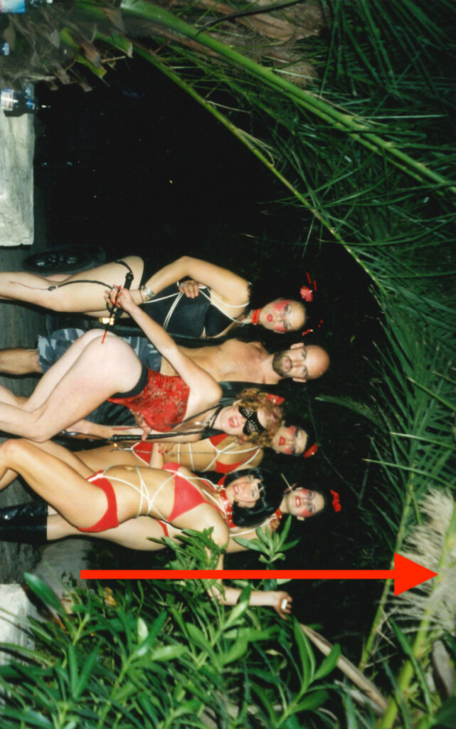 À Ibiza, l'ancien bordel qui a réécrit la grammaire de la fête 58 HELLFIREINTHEHONGKONGHOTTUB