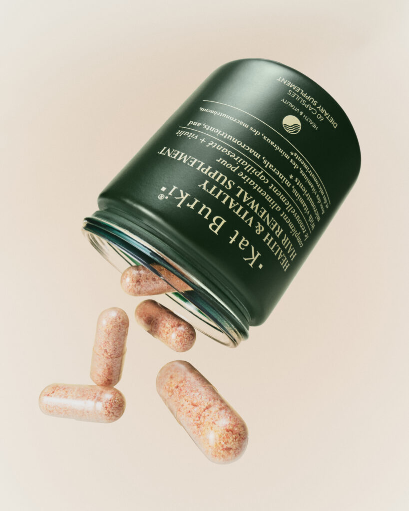 HEALTH & VITALITY HAIR RENEWAL SUPPLEMENT de Kat Burki : quand la Nutri-Cosmétique Cible le cheveu 31 Health Vitality Hair Renewal Supplement Lifestyle 3