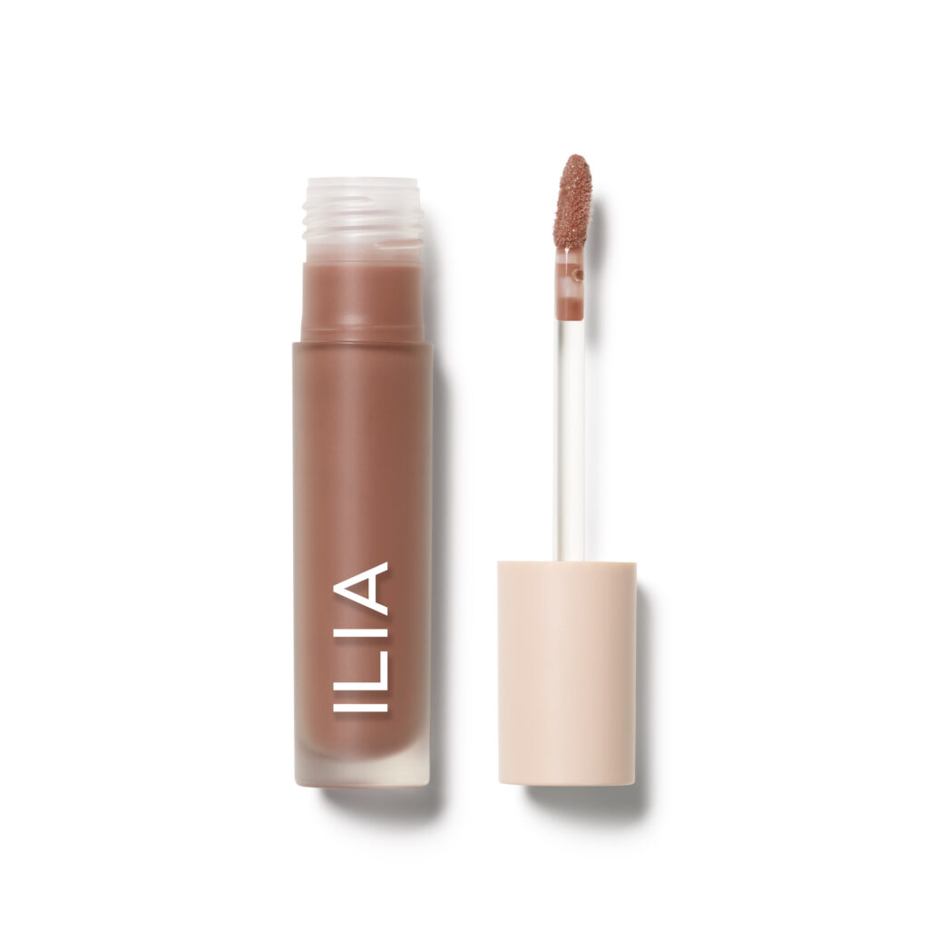 Chez ILIA, le gloss emprunte sa finition à la céramique 30 ILIA OVERGLAZE LIPGLOSS OPEN MOTIF