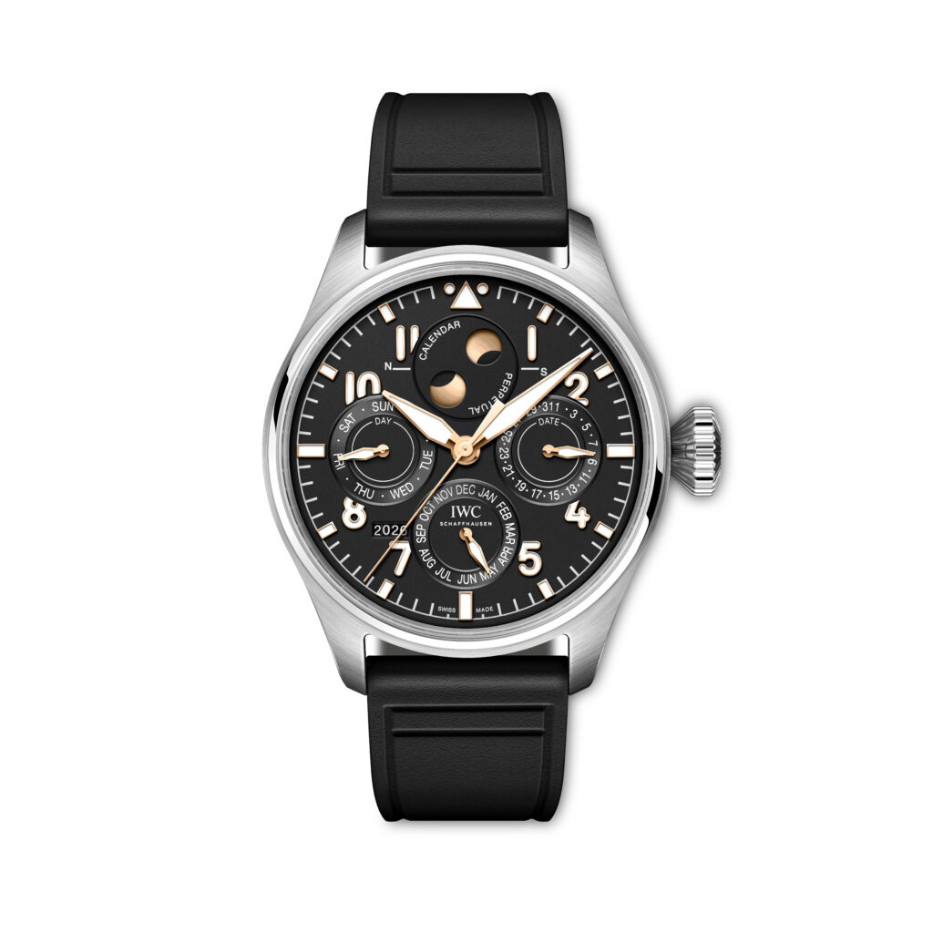 IWC célèbre les 140 ans de Mercedes-Benz avec une Big Pilot’s Watch limitée à 140 pièces 26 IW329603 Front