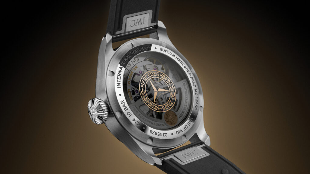 IWC célèbre les 140 ans de Mercedes-Benz avec une Big Pilot’s Watch limitée à 140 pièces 28 IW329603 Mood 2
