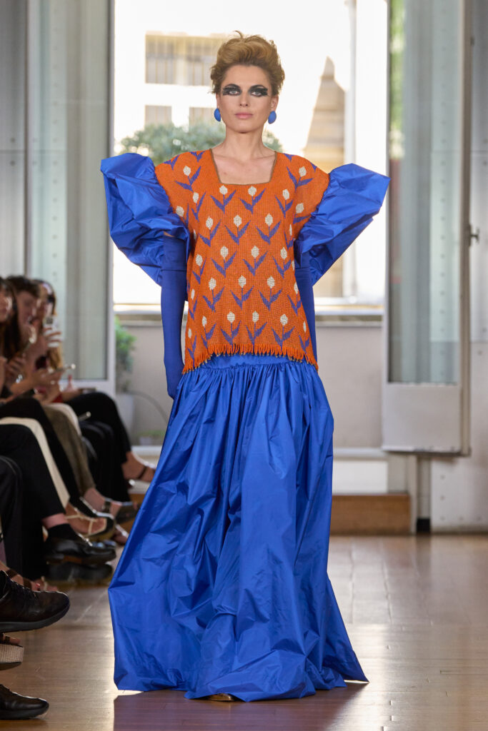 Imane Ayissi, Ozouandam Ollat : la couture comme adieu à sa mère 38 Imane Ayissi HC F26 014