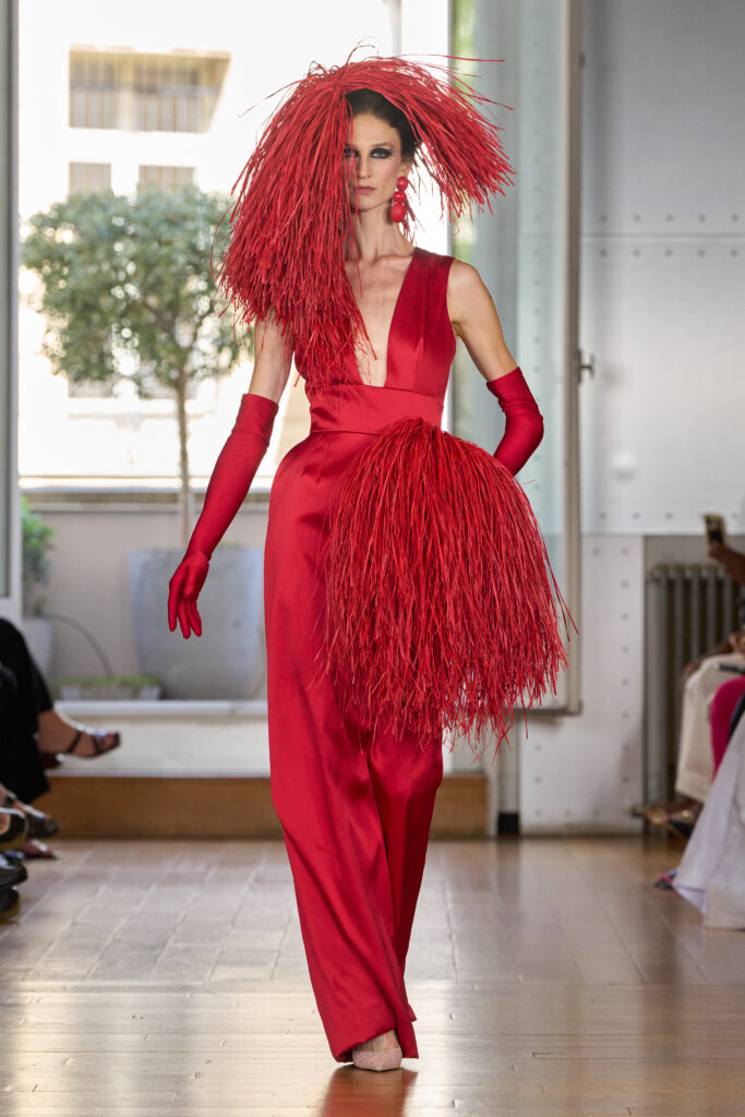 Imane Ayissi, Ozouandam Ollat : la couture comme adieu à sa mère 39 Imane Ayissi HC F26 015