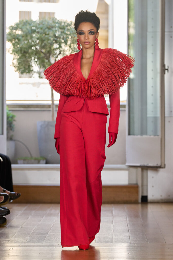 Imane Ayissi, Ozouandam Ollat : la couture comme adieu à sa mère 41 Imane Ayissi HC F26 017