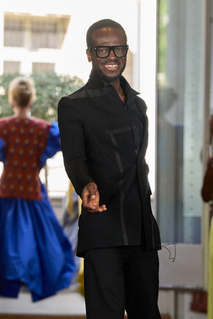 Imane Ayissi, Ozouandam Ollat : la couture comme adieu à sa mère 55 Imane Ayissi HC F26 031