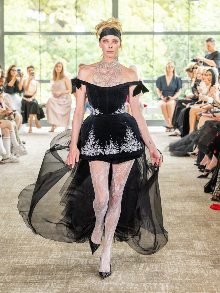 Yanina Couture : la revanche discrète de la lingerie 25 LOOK 1