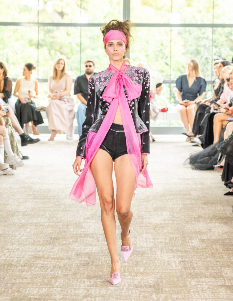 Yanina Couture : la revanche discrète de la lingerie 34 LOOK 10
