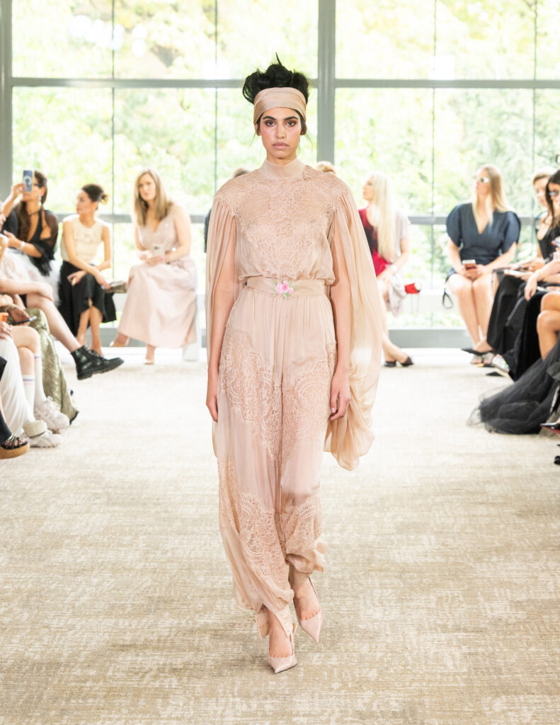 Yanina Couture : la revanche discrète de la lingerie 43 LOOK 19