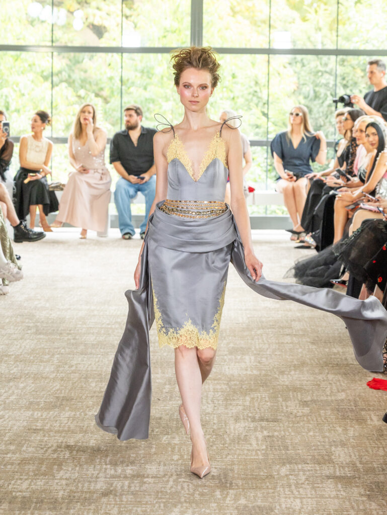 Yanina Couture : la revanche discrète de la lingerie 28 LOOK 4