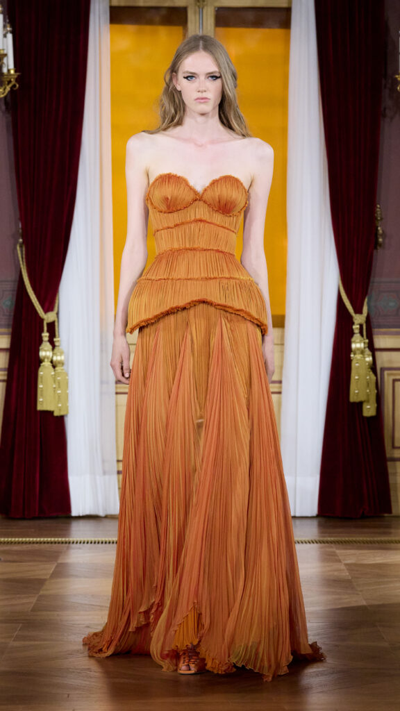 ArdAzAei : le chant du rossignol, transmis en silhouettes 121 LOOK12 916 0690