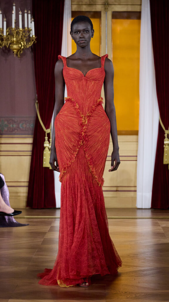 ArdAzAei : le chant du rossignol, transmis en silhouettes 119 LOOK14 916 0733