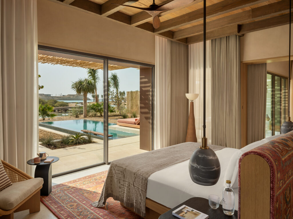 AMAALA veut réinventer le voyage bien-être. À quelle échelle peut-on encore appeler cela un sanctuaire ? 71 Lagoon Deluxe Pool Suite