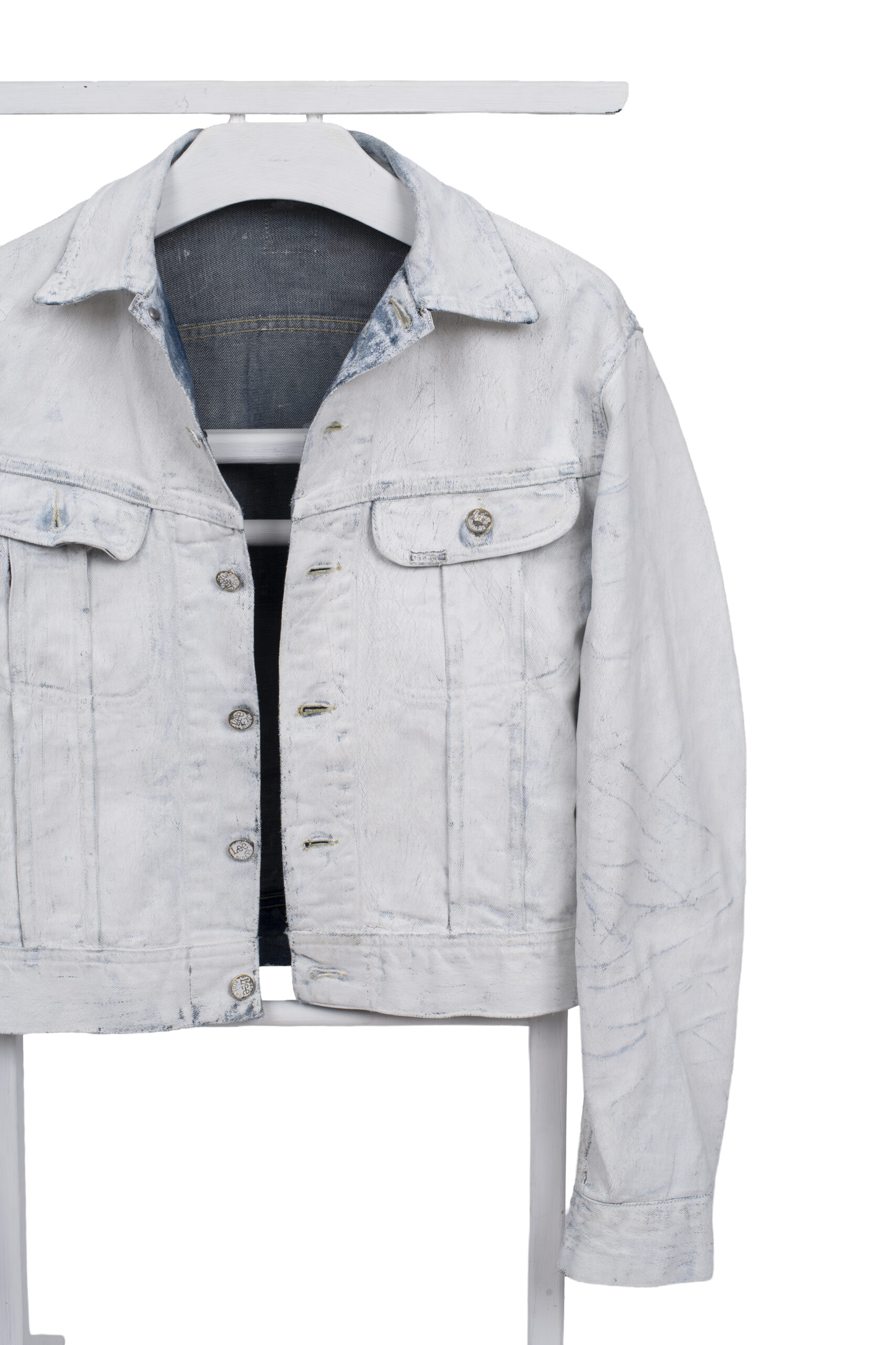 Ce que le marché paie pour l'anonymat de Martin Margiela 103 MAISON MARTIN MARGIELA PERSONAL PAINTED DENIM JACKET OF MARTIN MARGIELA @Marc Chatelard 1 scaled
