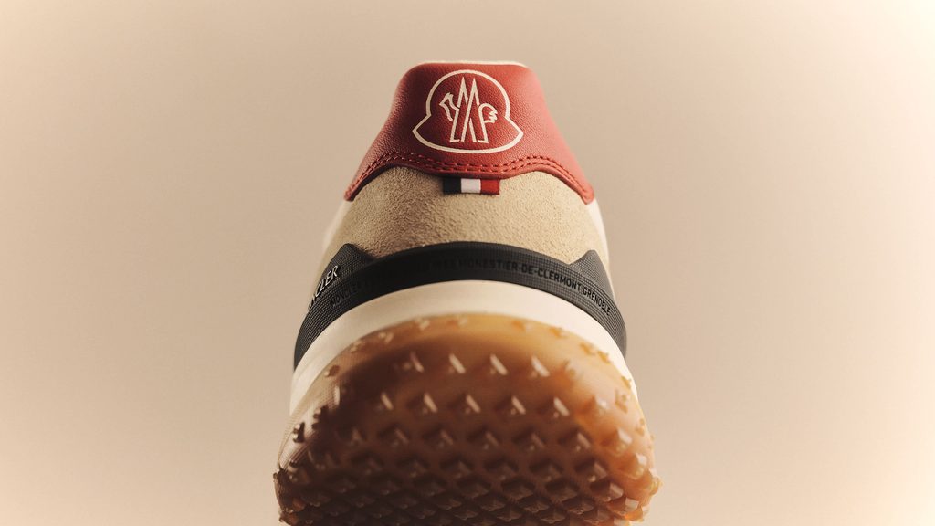 Moncler transpose la sneaker de trail sur le bitume 27 MC FW 2026 FTW BS RGB 300DPI 16x9 PRESS 06 CITYTREK