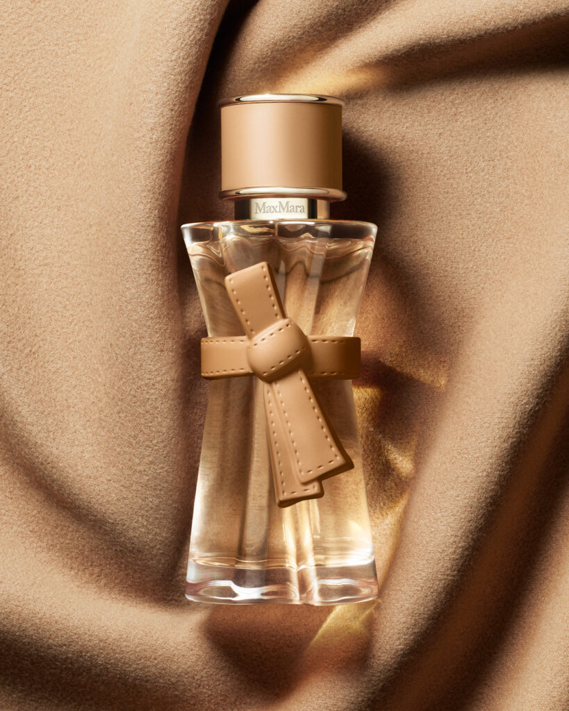 Max Mara habille la peau : la maison signe son premier parfum 31 MM LE PARFUM EDP 2026 Digital E retail EDT Texture sRGB 4x5 300DPI