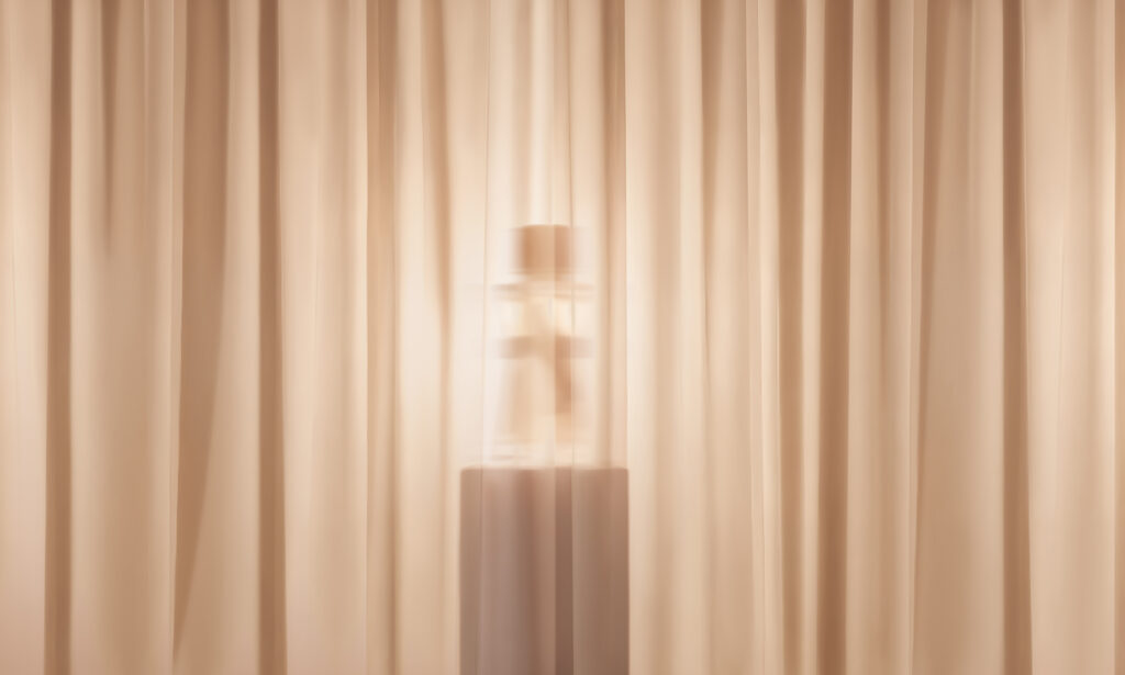Max Mara habille la peau : la maison signe son premier parfum 197 MM LE PARFUM EDP 2026 Digital E retail TEASER sRGB fullsize 72DPI