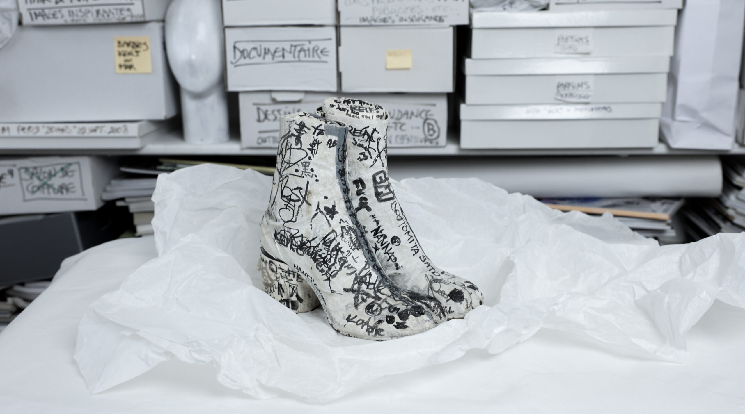 Ce que le marché paie pour l'anonymat de Martin Margiela 79 MM photos 100 ©angelina johansson scaled