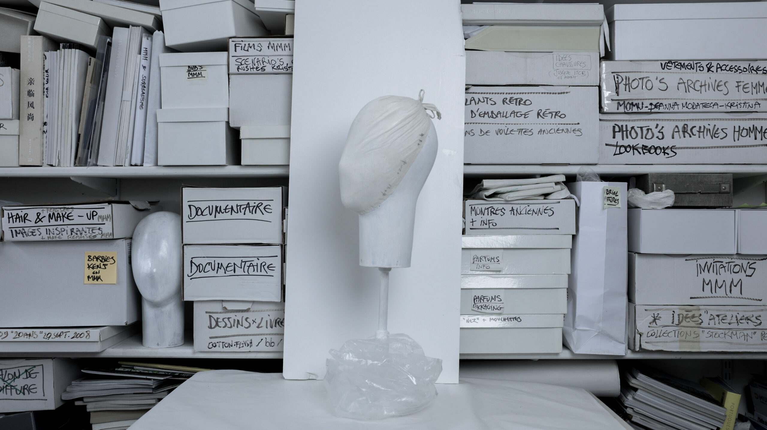 Ce que le marché paie pour l'anonymat de Martin Margiela 64 MM photos 25 ©angelina johansson scaled
