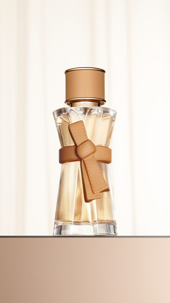 Max Mara habille la peau : la maison signe son premier parfum 178 MM LE PARFUM EDP 2026 STILLLIFE IMAGE1 RGB 9x16 300DPI