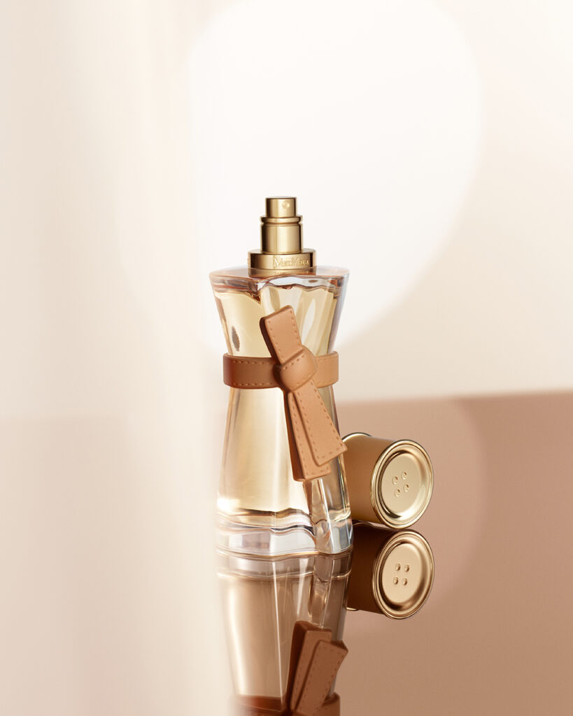 Max Mara habille la peau : la maison signe son premier parfum 27 MM LE PARFUM EDP 2026 STILLLIFE IMAGE2 RGB 4x5 72DPI
