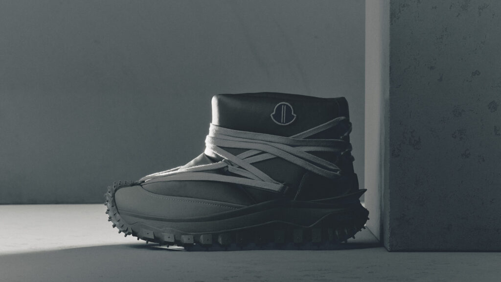 Moncler fait dialoguer la montagne et la ville dans sa collection Footwear Automne-Hiver 2026 43 MONCLER RICK OWENS 00000008
