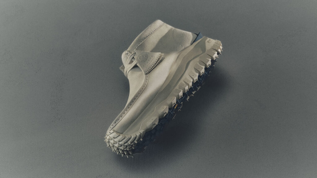 Moncler fait dialoguer la montagne et la ville dans sa collection Footwear Automne-Hiver 2026 25 MONCLER TRAILGRIP WALLABEE GTX MENS ONLY 00000001