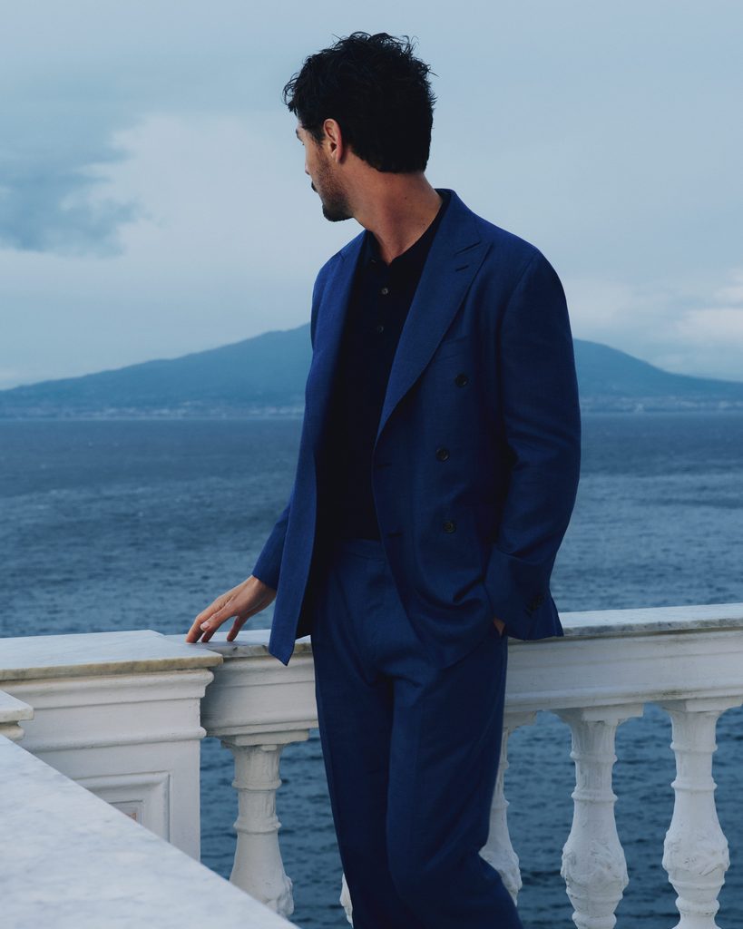 Brioni prolonge l'art du tailoring jusque dans un sillage méditerranéen 28 MareAssoluto KV Model