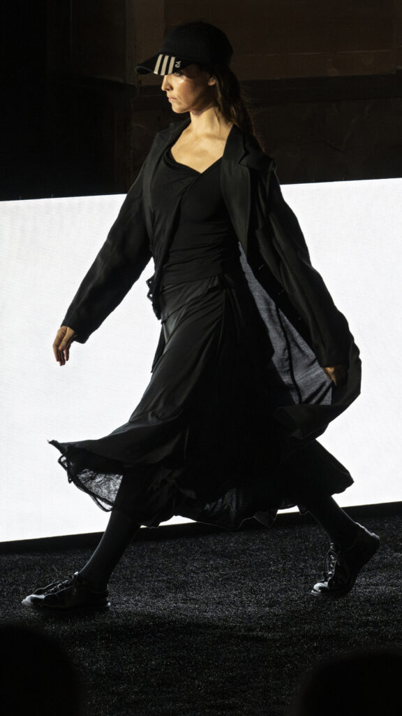 Y-3 SS27 : le beau jeu selon Yohji Yamamoto 35 OPM Y 3 04